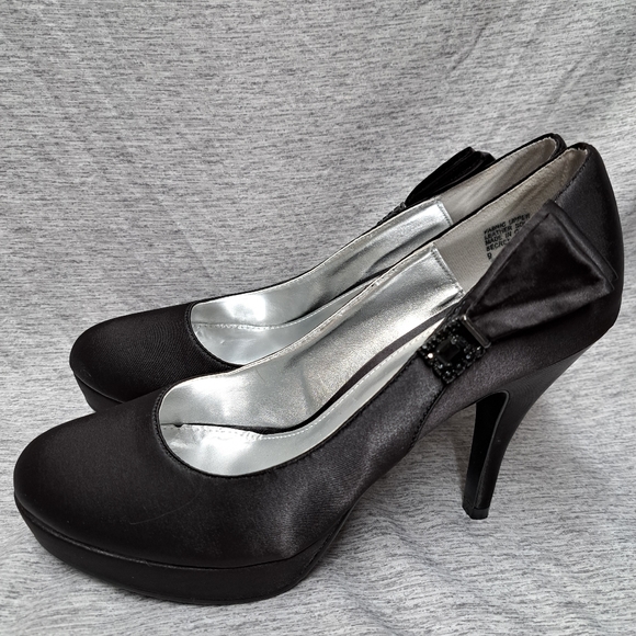 Unlisted women's satin dress platform heels size 9 good condition - Picture 2 of 13
